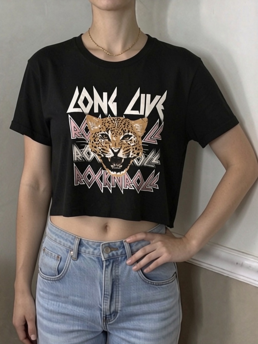 🤎 FREE for $20! Black 'Long Live Rock'n'Roll' Graphic Crop Tee
